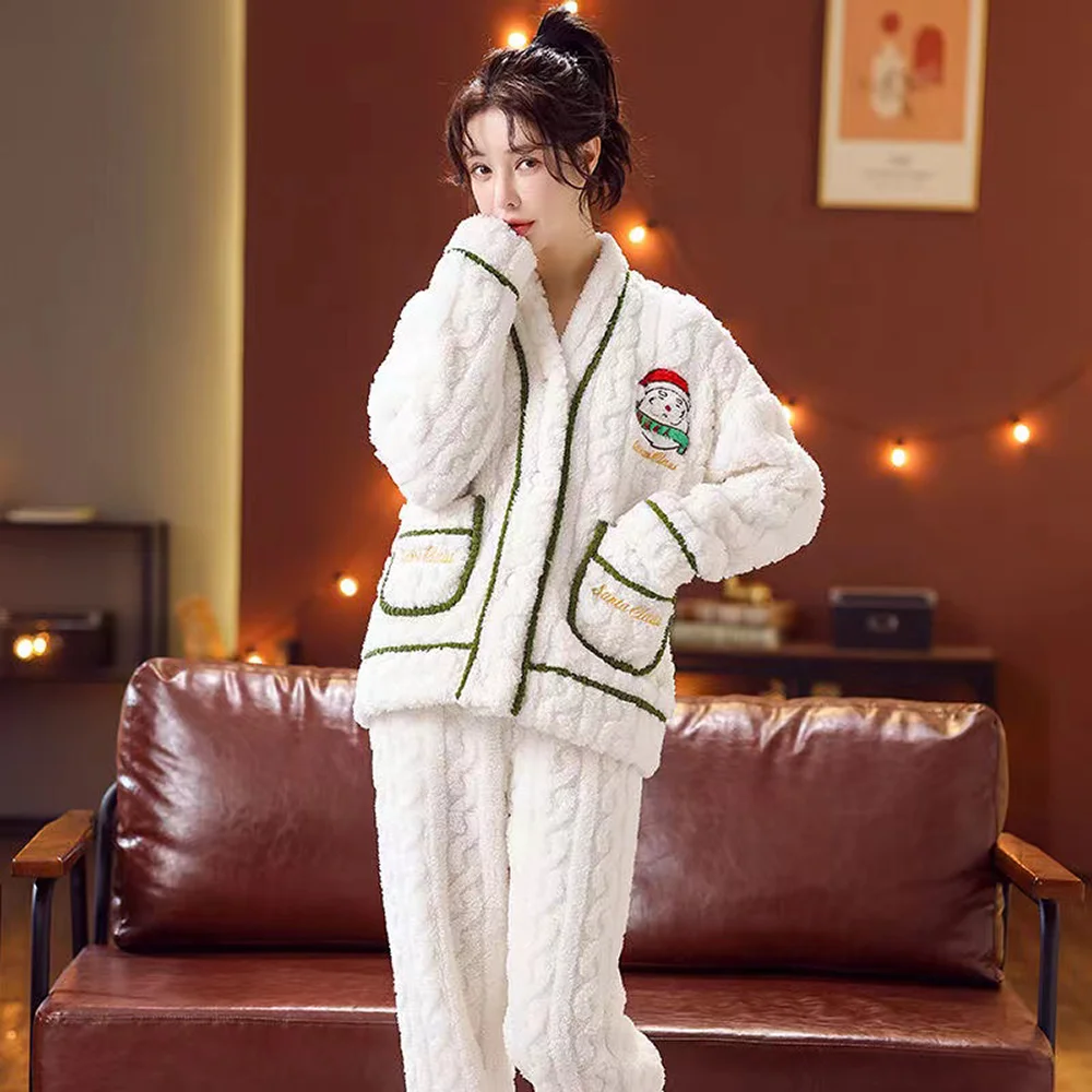 thumbnail image 1 of Conjuntos de Pijamas de lana de Coral para mujer, ropa de dormir de manga larga con cuello en V, ropa de estar por casa de invierno, 1 of 4