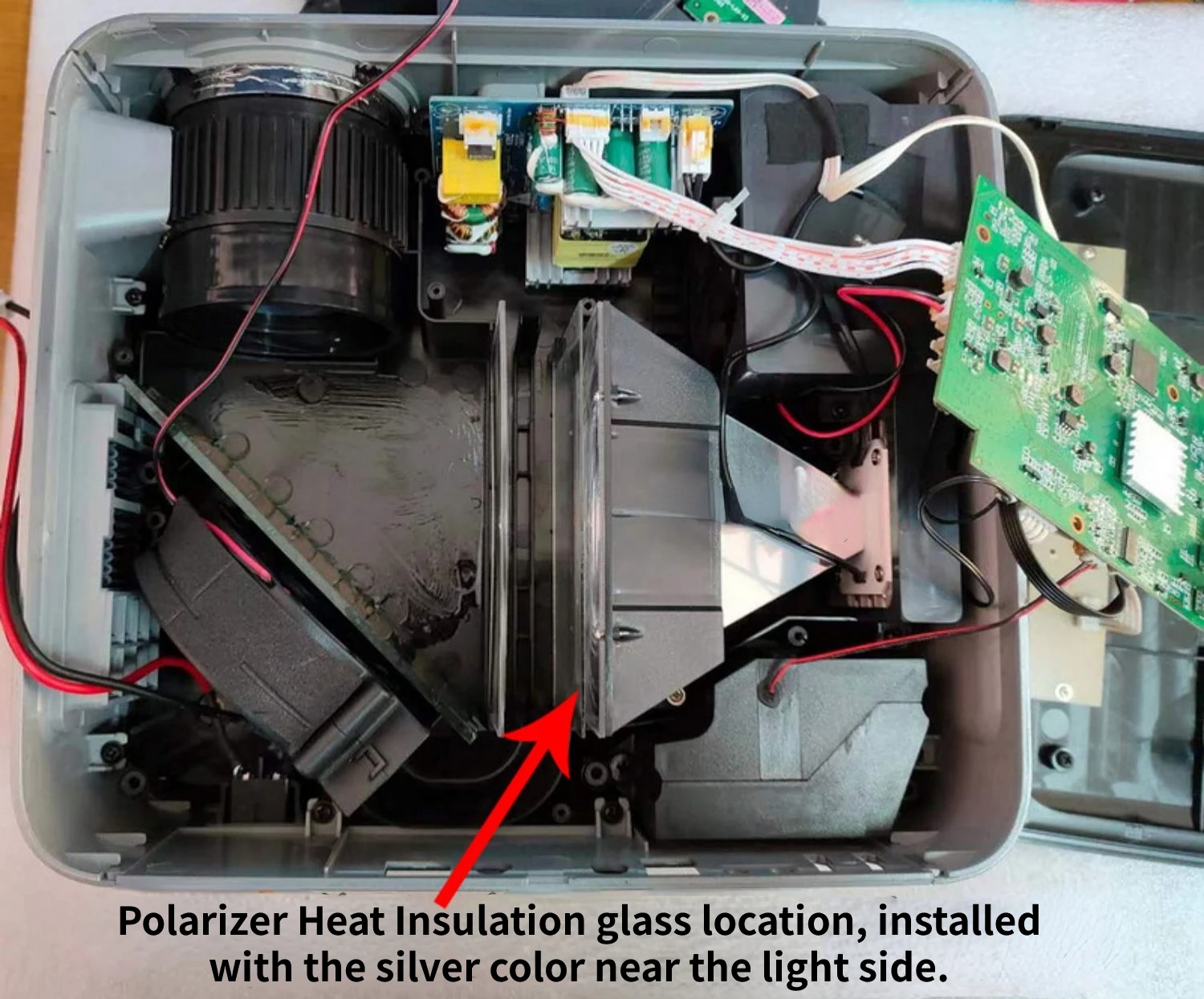 Enhanced Heat Insulation Polarizer Glass Lens