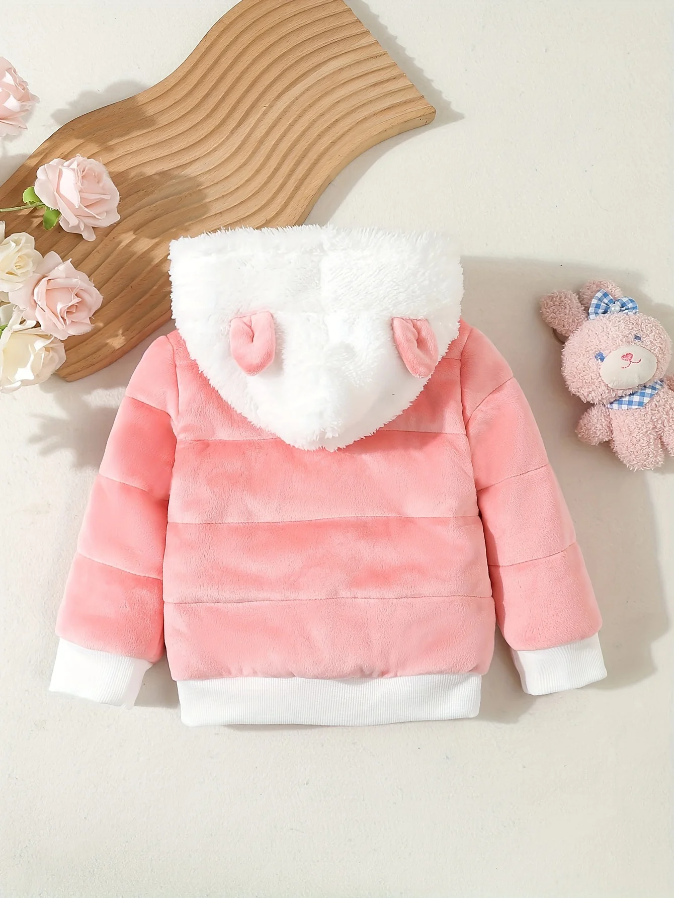 New Autumn And Winter Baby Girl Sweet Cute Bunny Embroidered Bread Clothing Warm Outdoor Snowstorm Cotton-Padded Clothing
