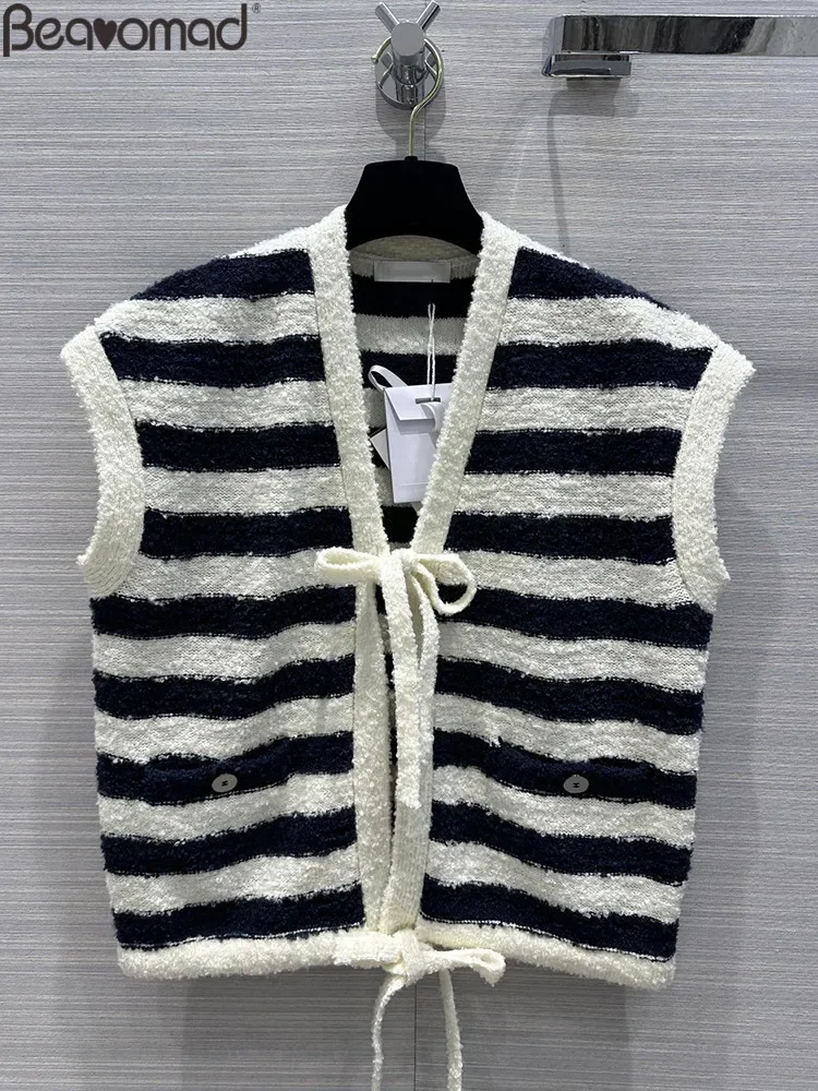 

Fashion Runway Spring Summer Striped Knitting Cardigan Women's V-Neck Lace Up Sleeveless Straight Barrel Sweaters