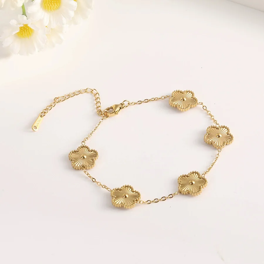 Fashion Flower Stainless Steel Bracelets For Women Trendy Gold Color Metal Bracelet Party Birthday Daily Cute Romantic Jewelry 1
