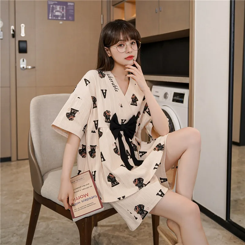 

Spring New Women's Pajamas Set V Neck Pajamas Short Sleeve Shorts Cotton Thin Girl Wide Summer Season Song Home Furnishing