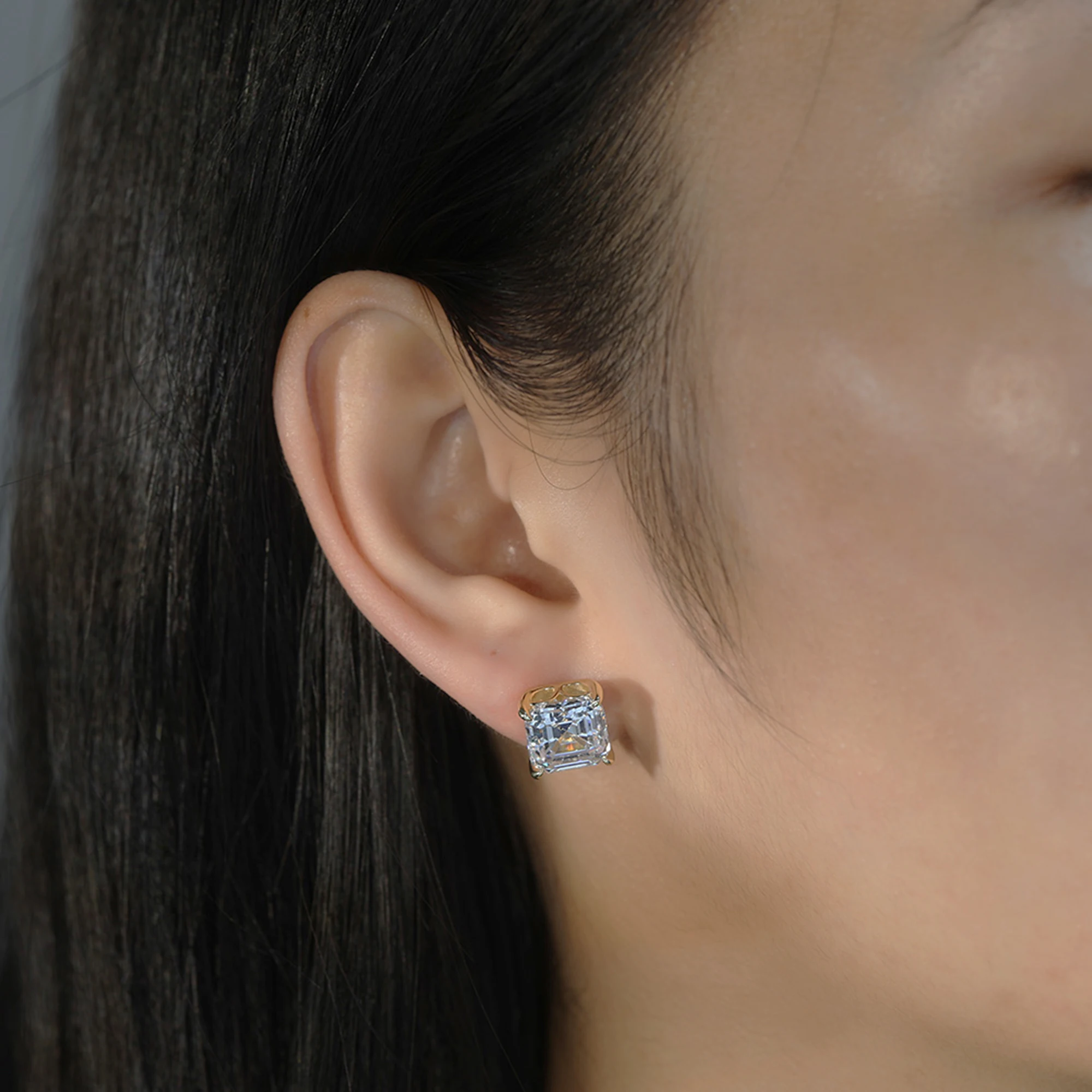 ORSA JEWELS Elegante Ohrstecker aus 925er-Sterlingsilber mit glänzendem rechteckigem Zirkonia-Stein, das perfekte Geschenk für Sie LZE19 – Detail 13