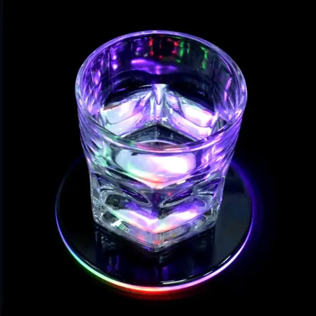 2Pcs Glow Coaster 8 Styles Led Alátét Akril Szerelem Alak Kristály Kibocsátó Bár Koktél Bögre Fény Alátétek Villogó Asztal Szőnyeg - Image 4