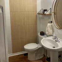 แผ่นผนังลายไม้ 3 มิติ ขนาด 30 ซม. 10 ชิ้น ลายเพชร ไม่ใช่แบบติดเอง กระเบื้องติดผนัง 3 มิติ สติ๊กเกอร์ติดผนังห้องนั่งเล่น ห้องน้ำ วอลเปเปอร์ติดผนัง 3