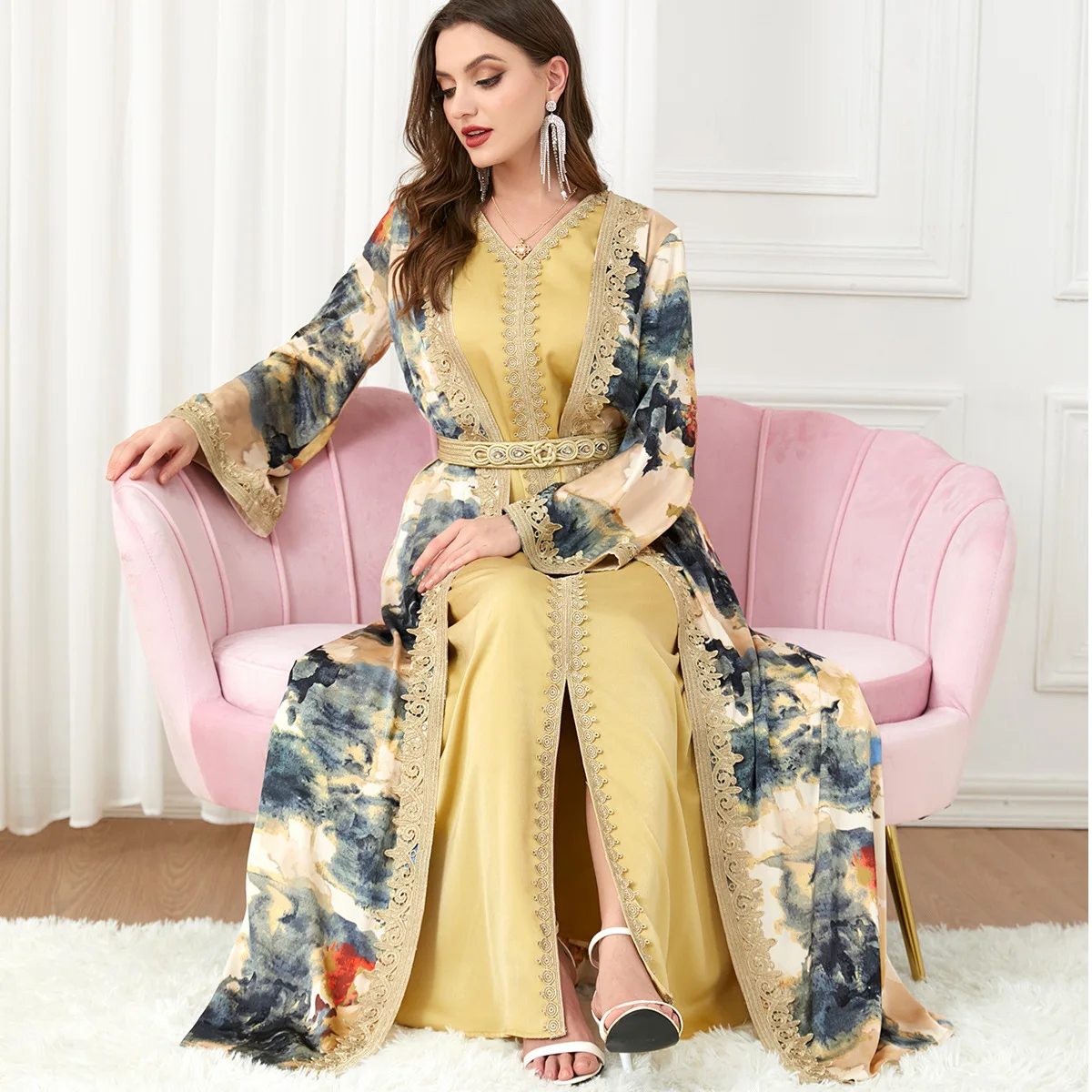 

2 Pieces Elegant Floral Printed Guipure Lace Panel Belted Dress Long Abayas for Women Muslim Sets Dubai Kaftan Arab Gown Ramadan