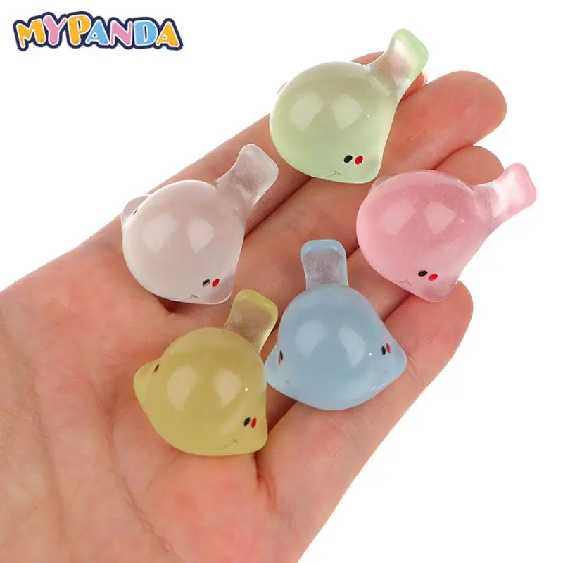 

5Pcs Random Mini Luminous Cartoon Dolphin Cute Aquarium Animal Micro Landscape Ornament Miniature Decoration