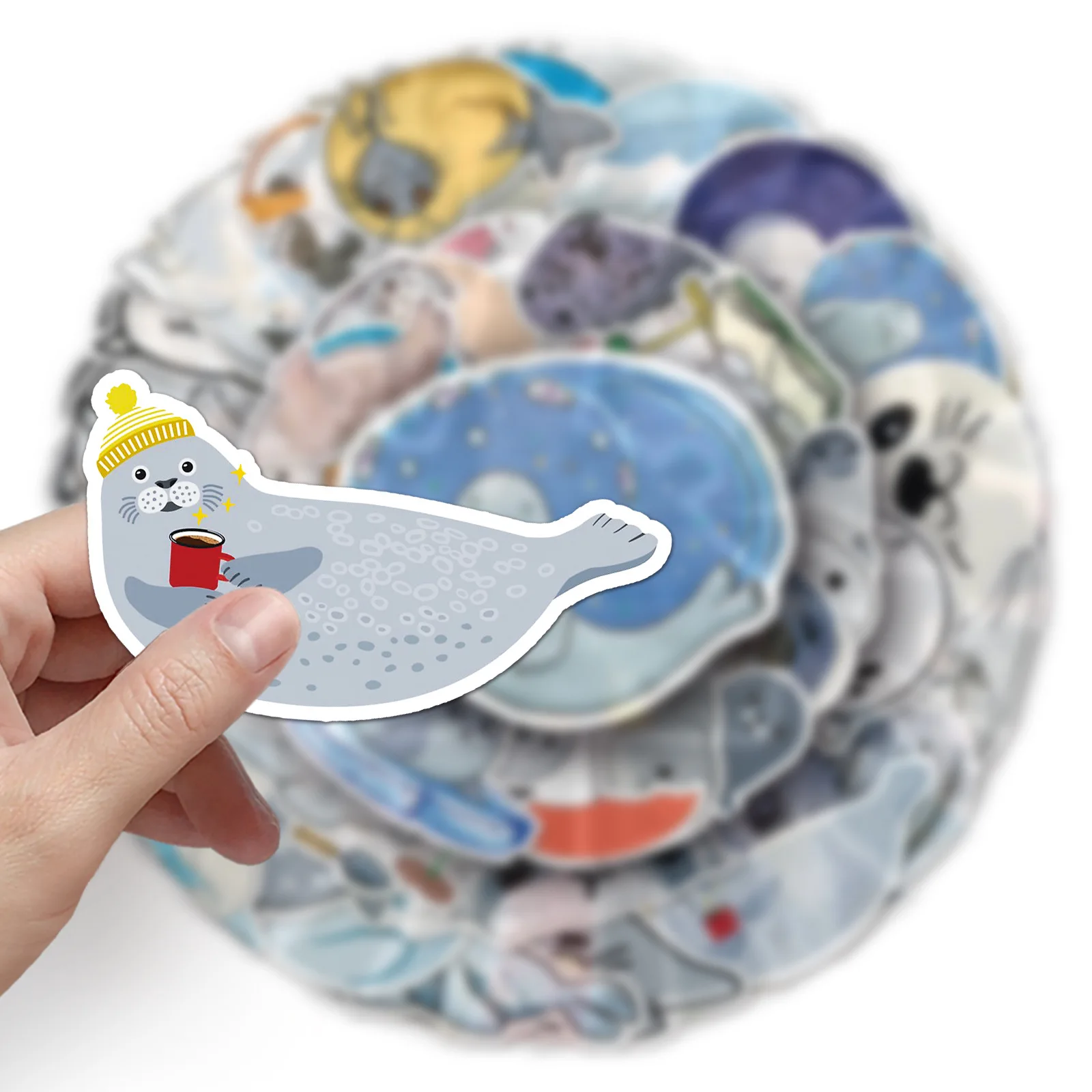 Рисунок 6 - Забавные мультяшные наклейки в виде животных