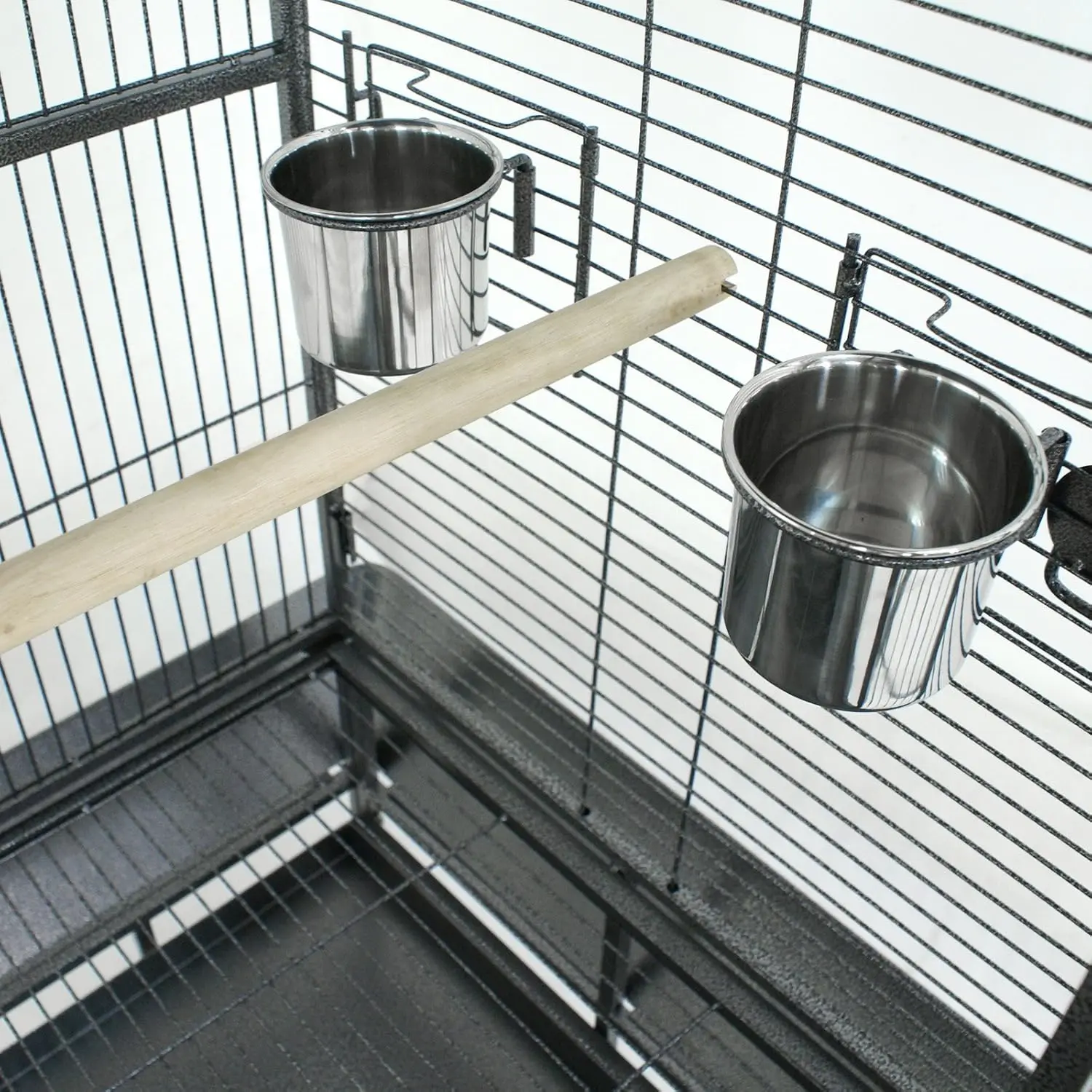 Standing Play Top Bird Cage for Larger Birds 6