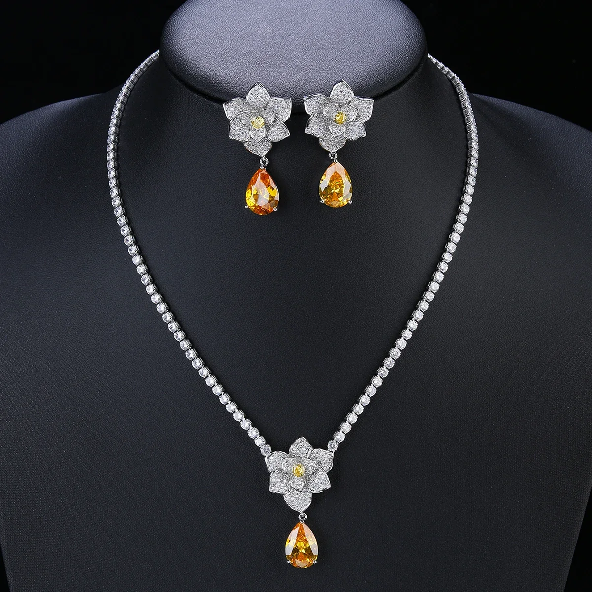 

Fashion Simple 4 Colors CZ Shiny Cubic Zirconia Wedding Party Flower Pendat Necklace Earrings Jewelry Set CN10868