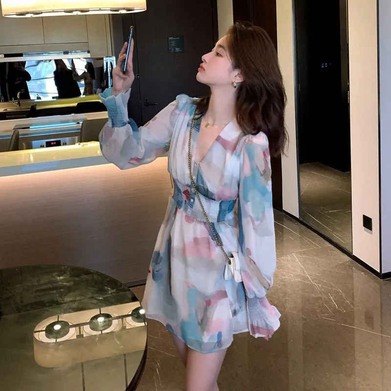 

Gentle Wind Chiffon Dress Women's Spring 2024 New Fashion Online Celebrity Explosions High Sense Sexy Skirt.