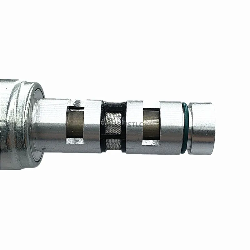 Variable Oil Control Valve Camshaft Timing Solenoid for Renault Clio Fluence Laguna Megane Grand Scenic 8200823650
