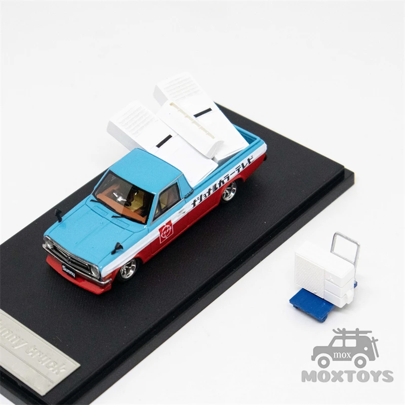 ミニカー DATSANSR311 インスタンスハンター1:64 datsun ny trackb120レジンモデルカー