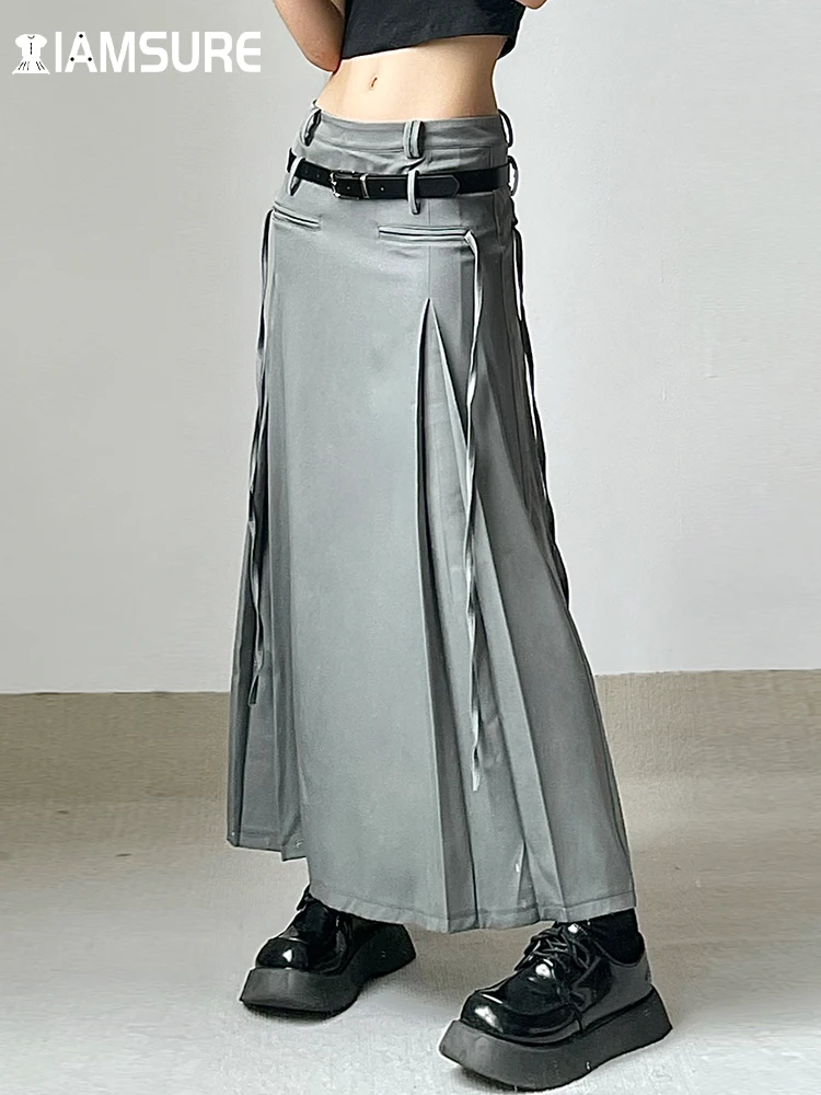 pleated maxi skirt