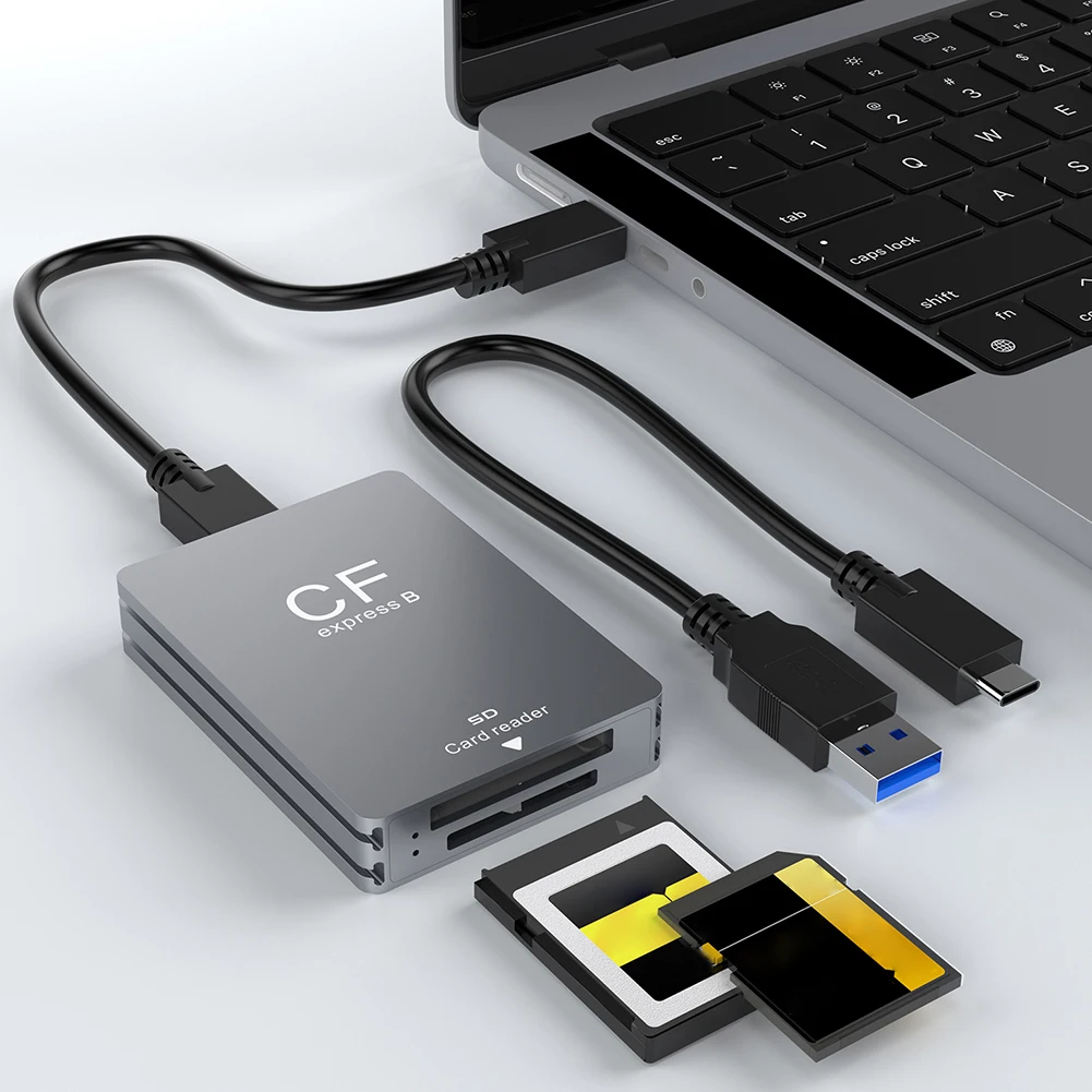 قارئ بطاقات ذاكرة CFexpress A/B و SD بمنفذ USB C