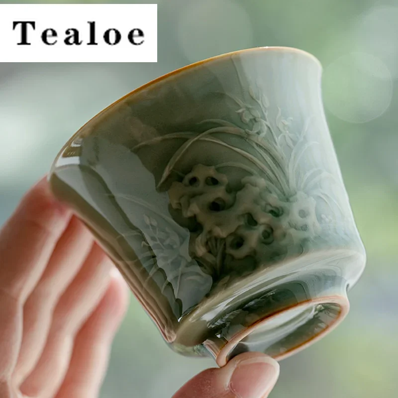 100ml Yue Kiln Celadon Tea Tureen Relief Greeting Pine Orchid Covered Tea Bowl With Lid Making Device Gaiwan Kung Fu Teaset