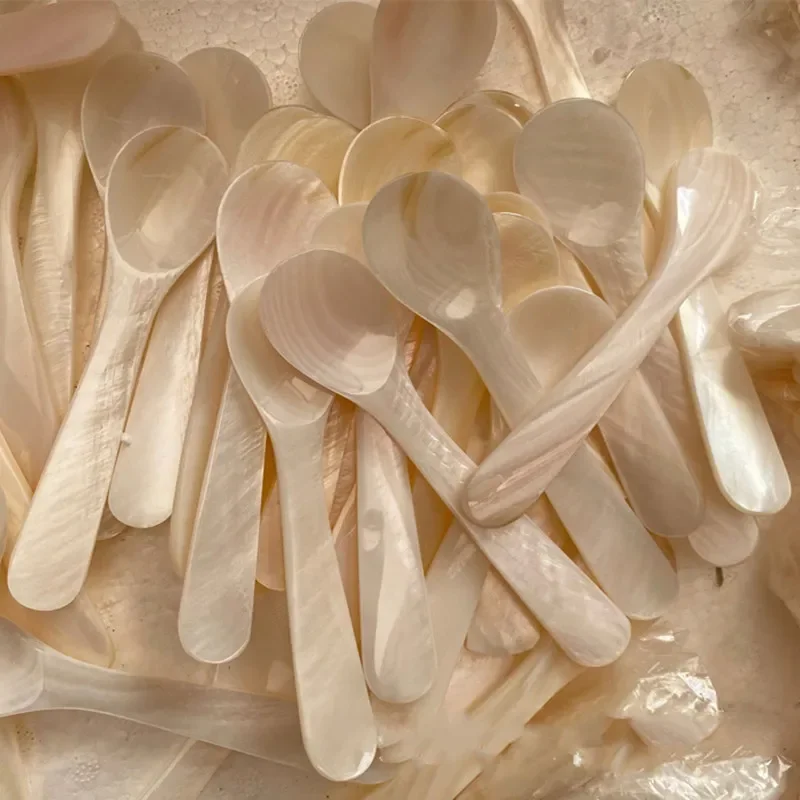 Description Picture 3 of item9-13CM Natural Shell Ice Spoon Cream Coffee Caviar Spoon Mother of Pearl Seashells Stirring Spoons Teaspoon Crafts dessert coffe