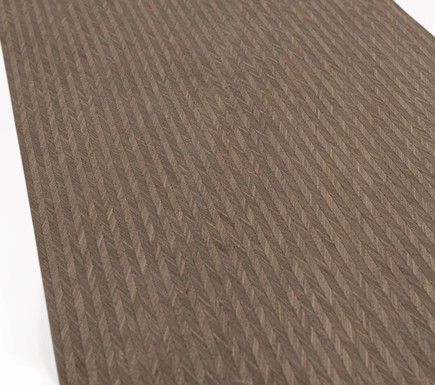 Wood Veneer Technology Arrow Wood Veneer L:2.5Metersx580x0.25-0.3mm (Back Add Non-woven)