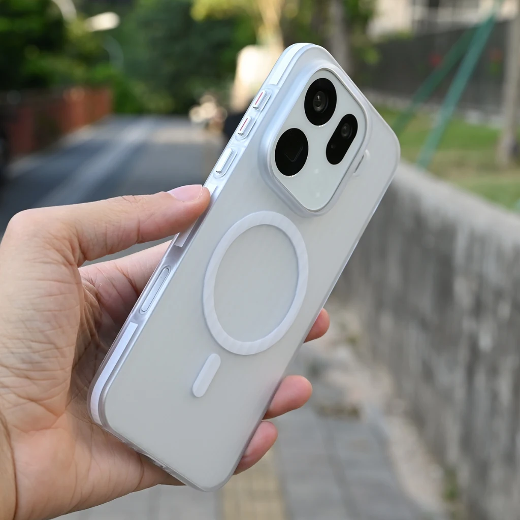 Magnetic Ultra-Thin Transparent Non-Slip Fashion Phone Case
