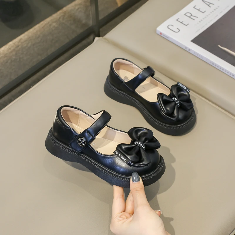Kids Leather Shoes for Girls Round-toe Bow Hook & Loop Spring and Summer Thick Bottom Soft Princess Shoes Simple Non-slip