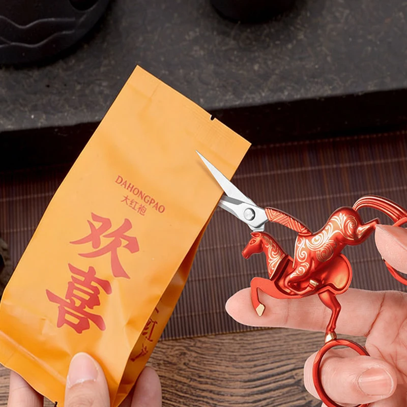 중국풍 복고풍 요소, 유니콘 말, 십자수, 차 예술, 다도, 재봉사, 실 자르기, 가위