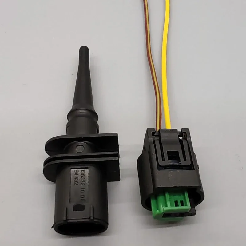 Ambient Outside Air Temperature Sensor With Connector Plug for BMW 1 6 7 Series E39 E46 X3 X5 X6 Z4 Z8 MINI R50 R53 R56 R55