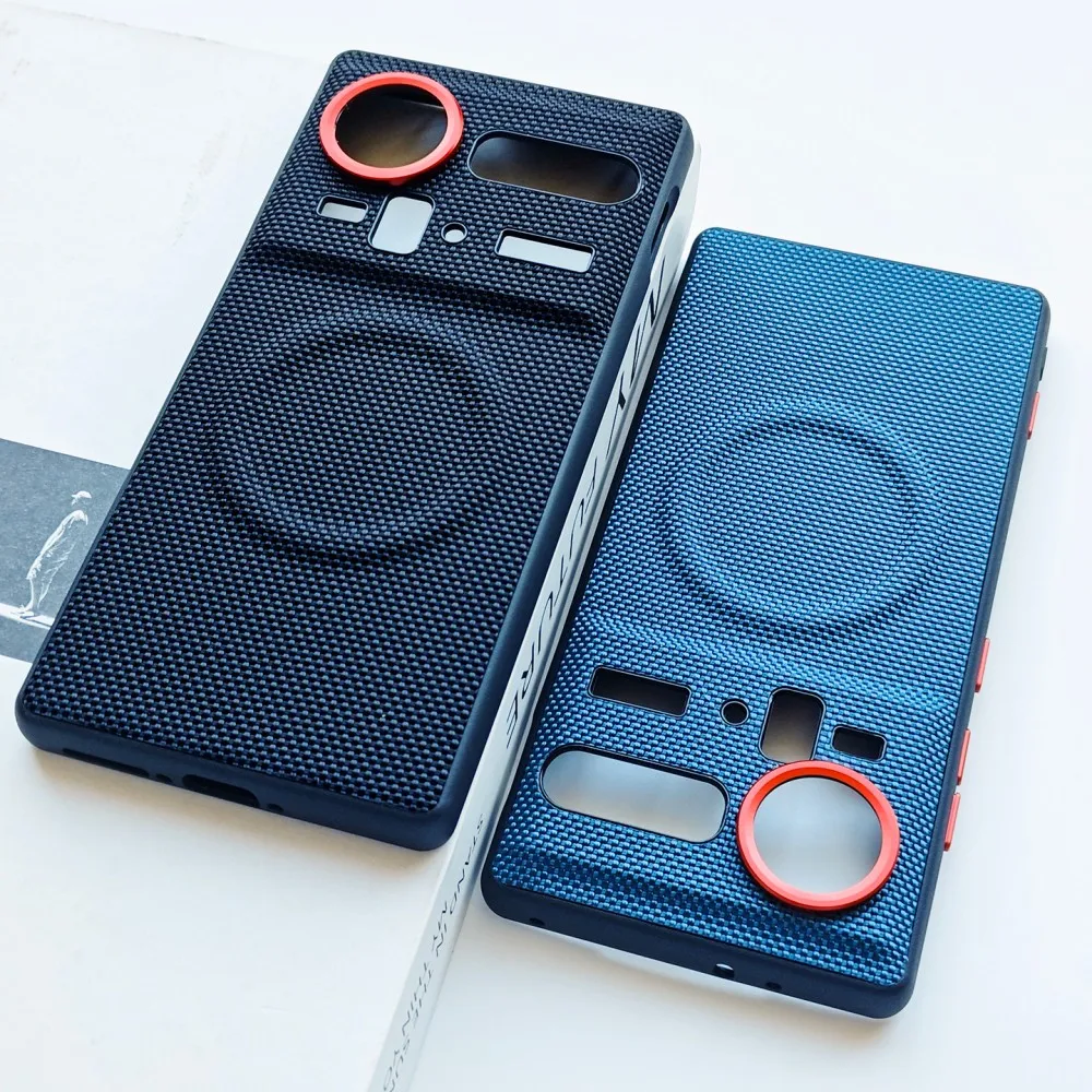 Kona Leather Minimalist Phone Case with Magnetic Closure
