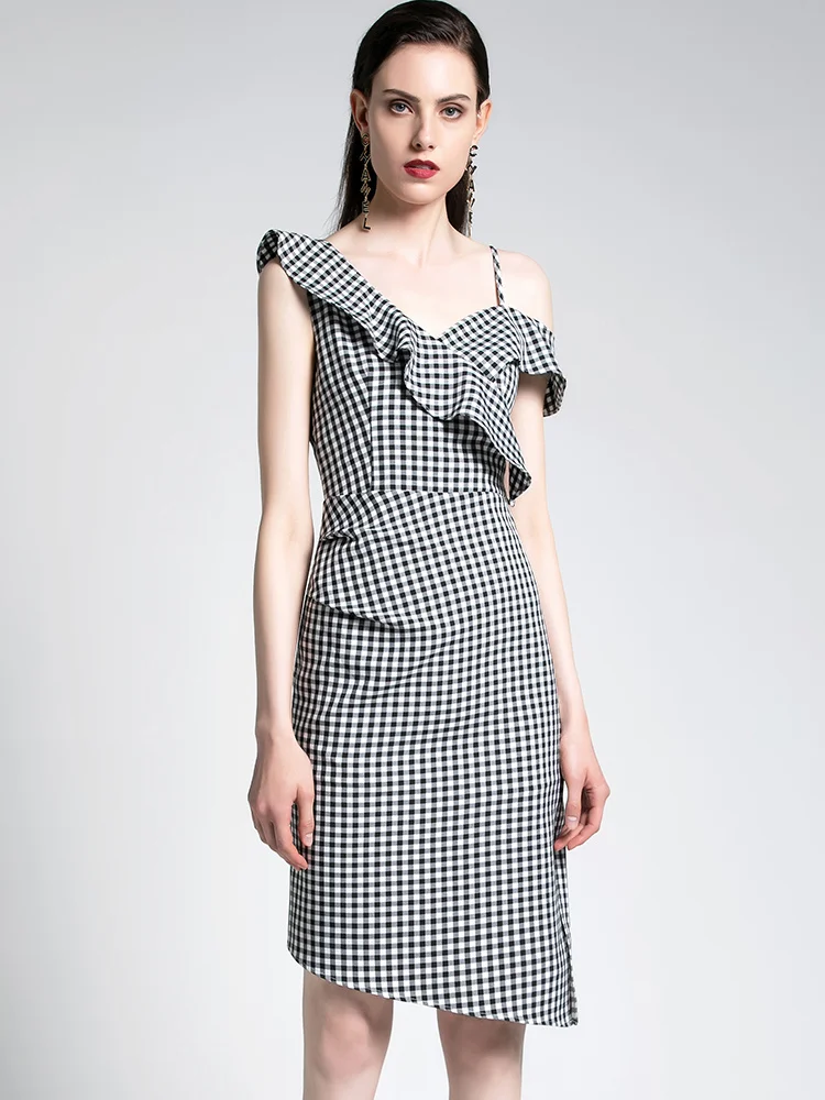 

2023 New Women's Dress Light Mature Style Elegant and Sexy Oblique Shoulder Off Shoulder Black and White Plaid Strap Dress
