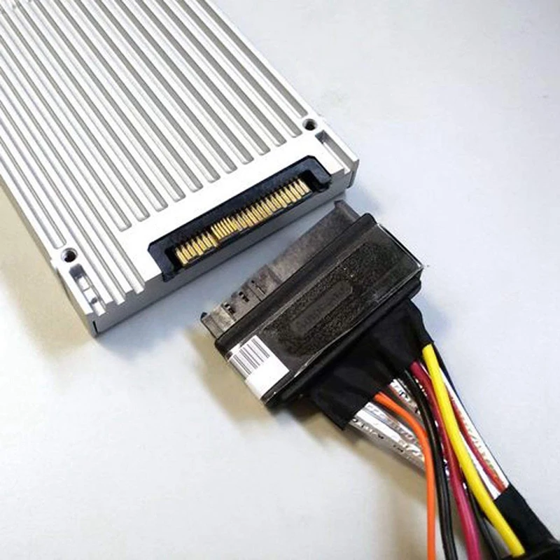  12G ̴ SAS HD-U.2/SFF-8643-SFF-8639 ̺, 15  SATA   ġ, U.2 SSD , 0.5M