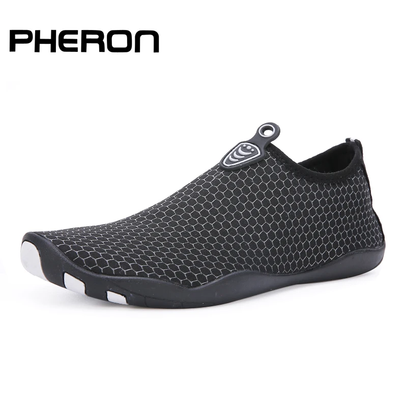 Comfortable Quick Dry Mans Beach Surfing Slippers Flat Soft Aqua Shoes Mans Footwear Swimming Shoes Male Diving Beach water shoes aqua shoes sandals slippers flip flops