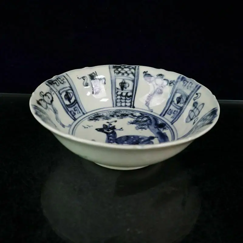 Chinese Old Porcelain Blue And white Floral Pattern plates 2
