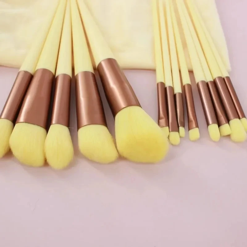 Set di 1/2 Pennelli per Trucco, Pennelli per Ombretto, Fondotinta, Cipria, Blush, Strumenti di Bellezza per Principianti, Novità - immagine 5
