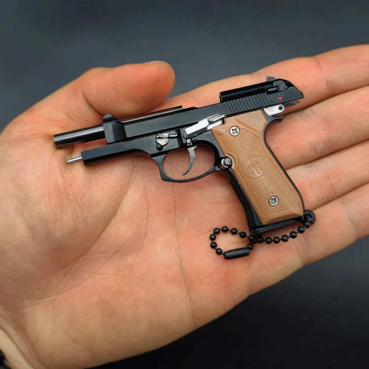 Metal Gun Model BERETTA 92F Untitled Model Metal Keychain Gift 3