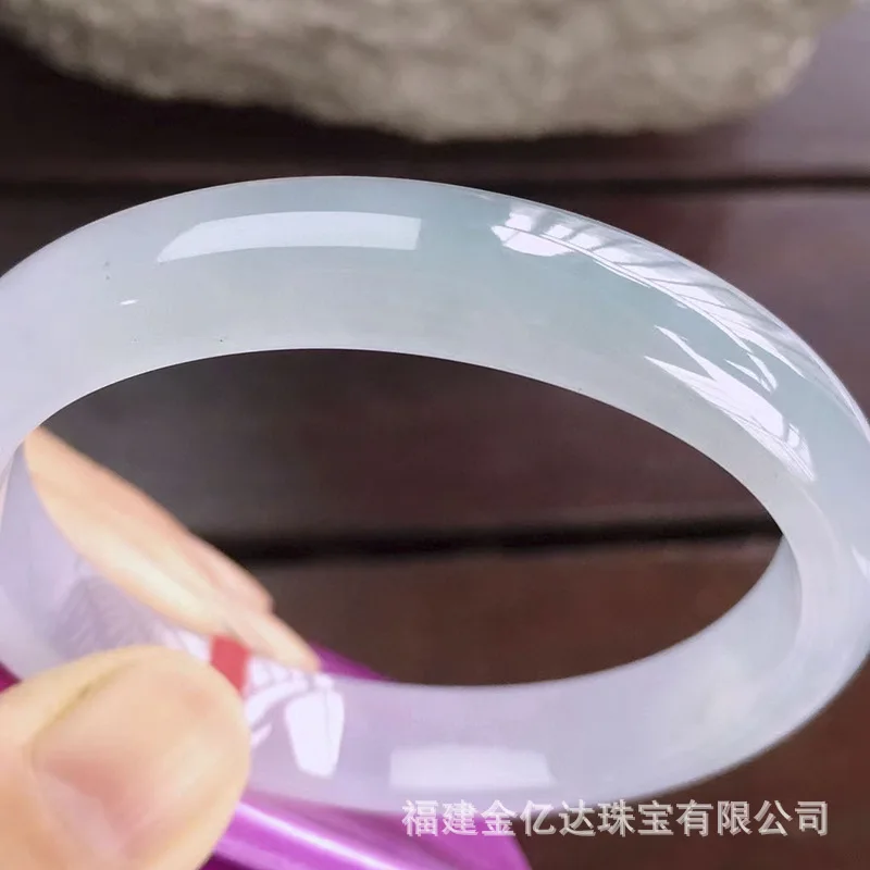 Myanmar Natural Emerald A Ice Blue Water Bracciale Concubina Imperiale Jade