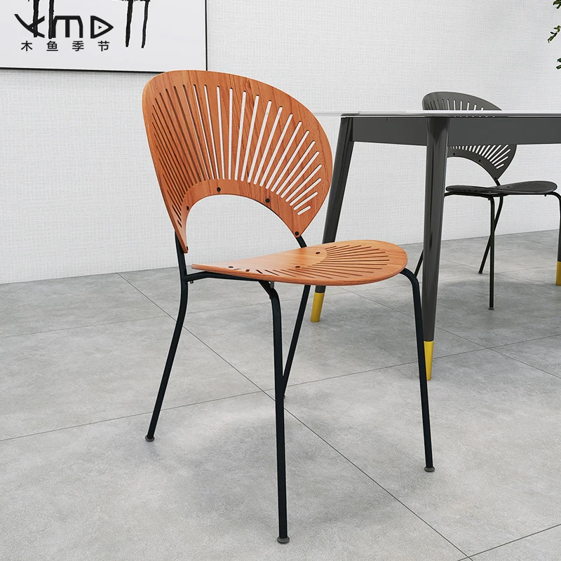 

Nordic wooden restaurant chair scallop simple light line café dressing lounge chair