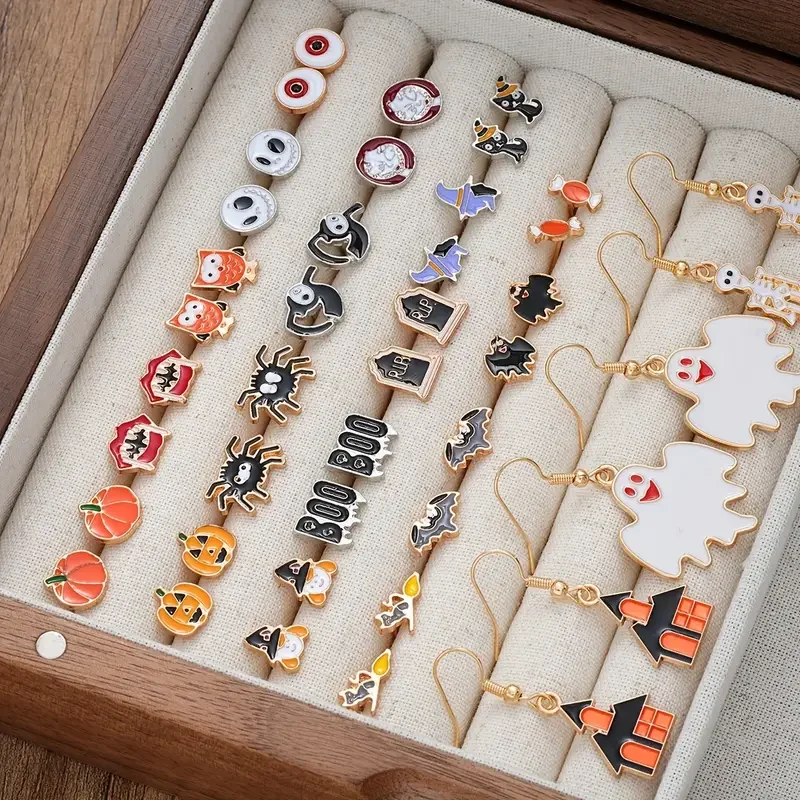 52 Pcs Halloween Women Jewelry Set Punk Cartoon Ghosts Bats Pumpkins Earrings Pendant Necklaces Festive Season Jewelry Gift 2024