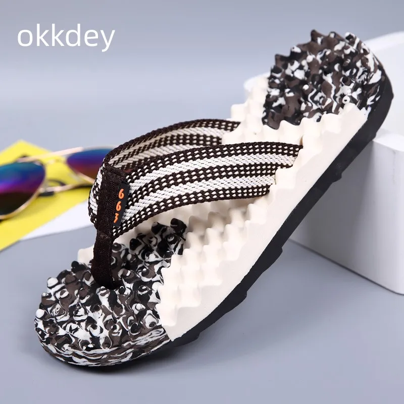 

2023 New In Spring Summer Slippers Men's Casual Men's Flip Flops Breathable Massage Anti Slip Slippers for Men Sandal Feet Shoes