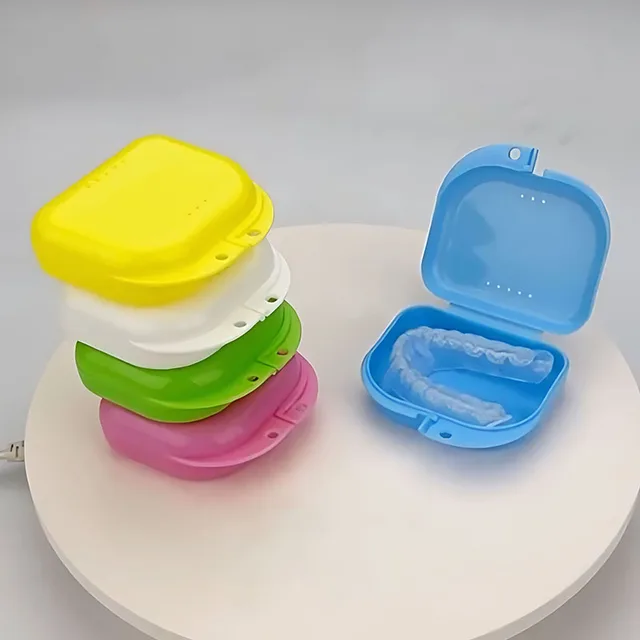 1pcs Small Size Dental Retainer Case Portable Orthodontic Brackets False Teeth Storage Box Dental Prosthesis Accessories