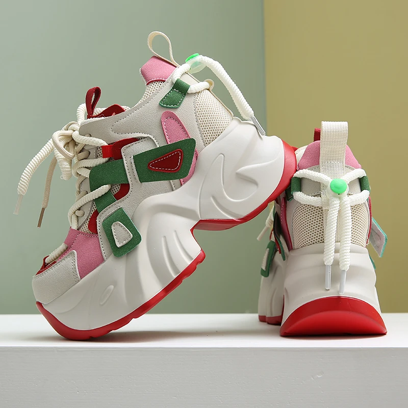 

Женские кроссовки на шнуровке, дышащие спортивные туфли на платформе, высокий толстый каблук, танкетка, на осень-весну