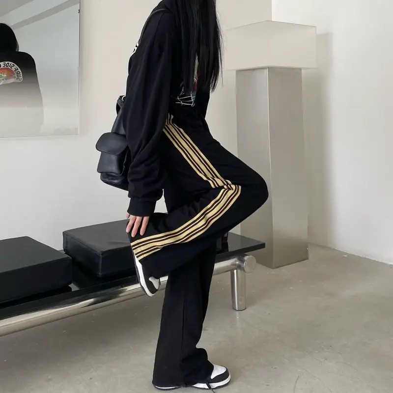 Рисунок 3 - Модные корейские ретро уличные