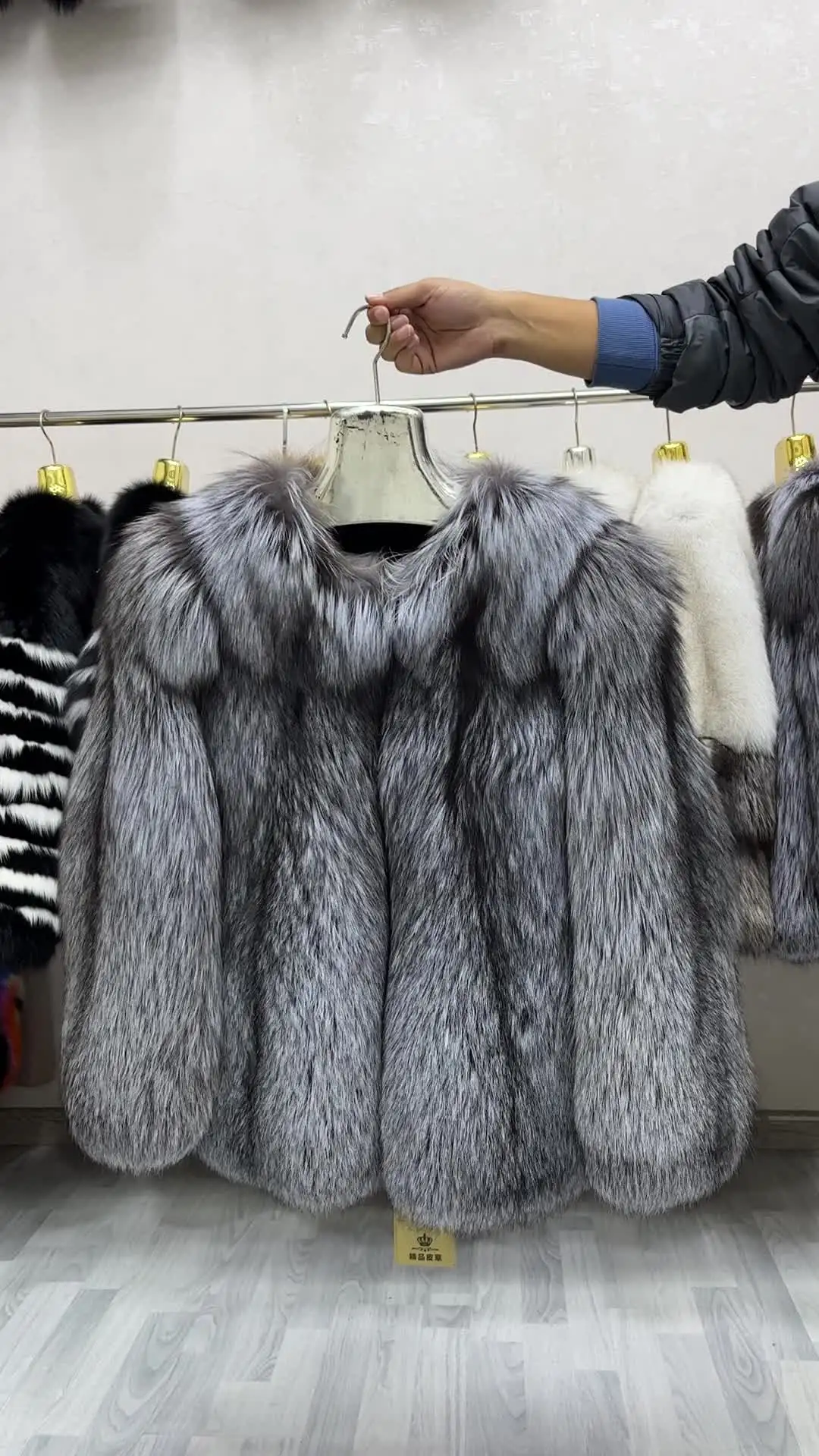 女性用長袖ジャケット,本物のシルバー,キツネの毛皮のコート,女性の