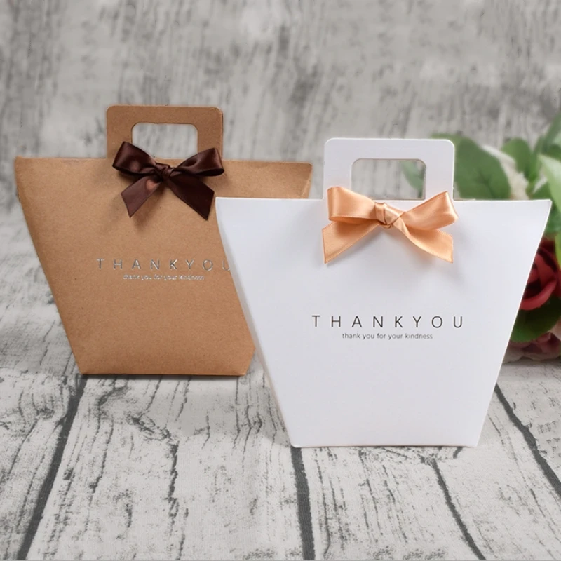 

Custom Embossed Logo Biodegradable Thank you Gift Kraft Paper Bags for Small Business