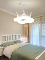 Lustre de chambre à coucher : lampe couronne de nuages créative nordique, adaptée aux chambres de princesse de filles, chambres principales et chambres d'enfants. 4