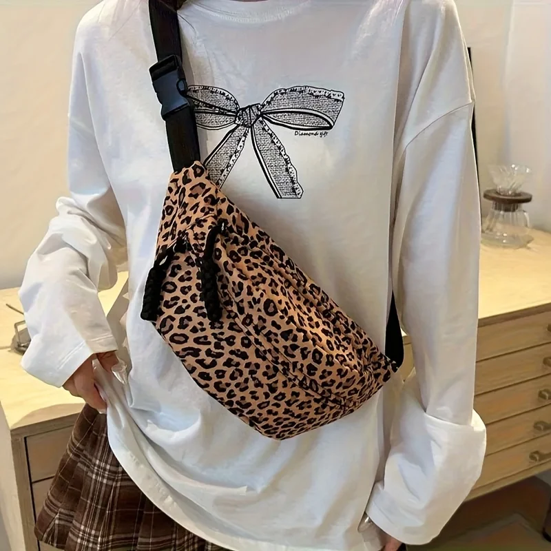 Women's Leopard Print Chest Bag Large Capacity Waist Bag for Women Travel, Shopping, Everyday Use Stylish Shoulder Crossbody Bag