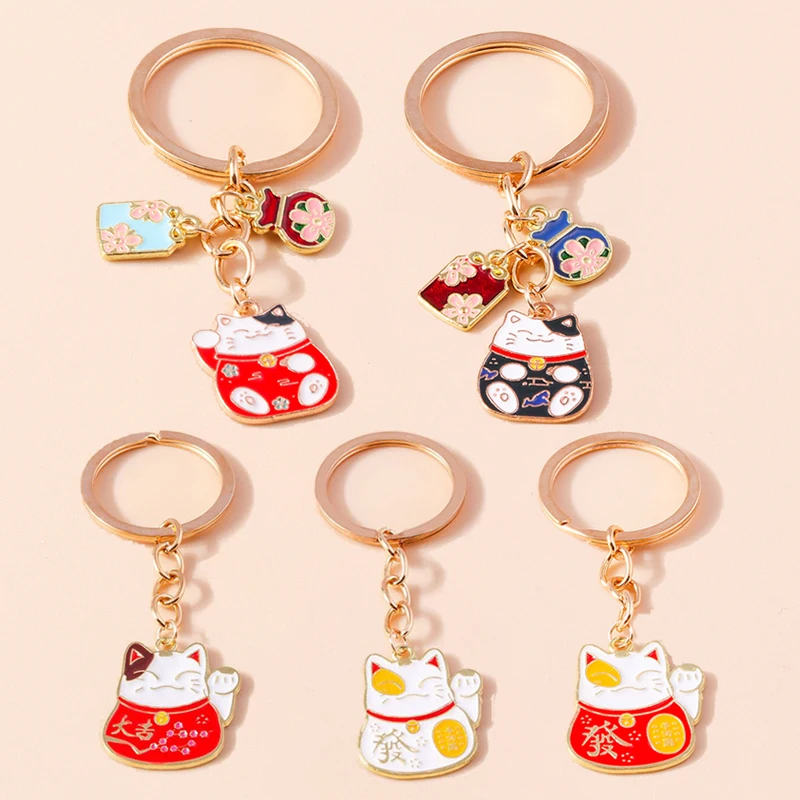 BAQDOVAVN Lucky Cat Keychain – Cute Maneki Neko Keyring For Women, Good Luck Charm