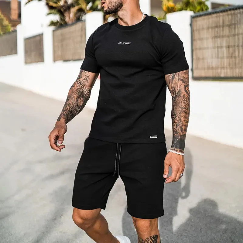 

Men Solid Letter Loose Outfit Men Short Sleeve Round Neck Pullover T-shirt Mid Waist Lace Up Straight Shorts Suit 2-Piece Suit
