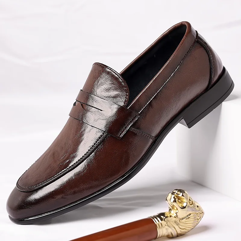 Genuine Leather Shoes Outdoor Men Loafers Slip On Business Casual Leather Shoes Classic Soft Hombre Breathable Men Shoes Flat