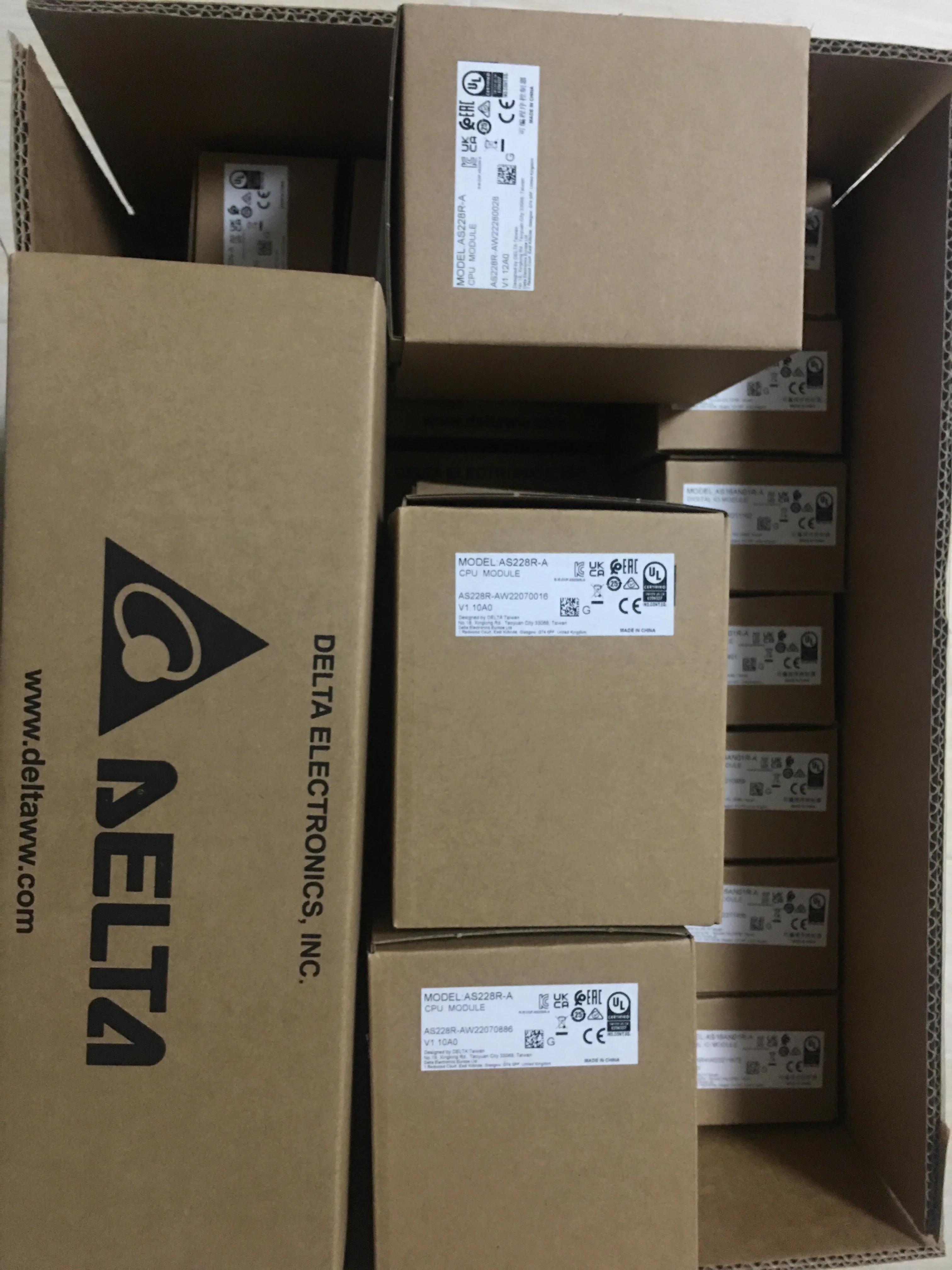 Delta New and Original PLC DVP08SM11N