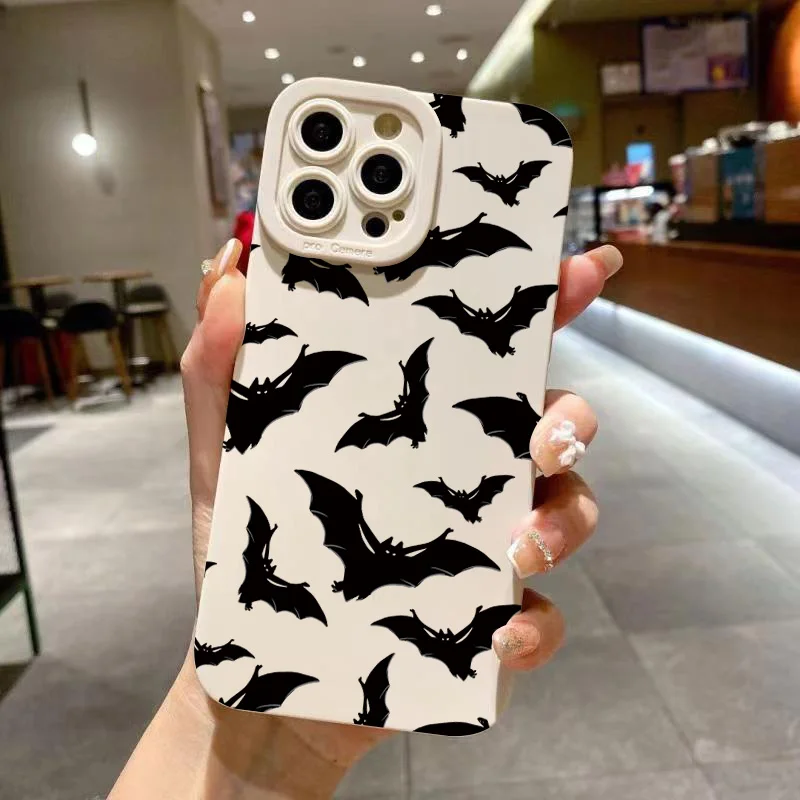 Bat Print Silicone Phone Case - Stylish and Durable Protective Cover