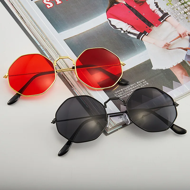2023 luxus Runde Farben Sonnenbrille Frauen Metall Gebogene Tempel Brillen Ozean Randlose Mode Sonnenbrille Damen UV400